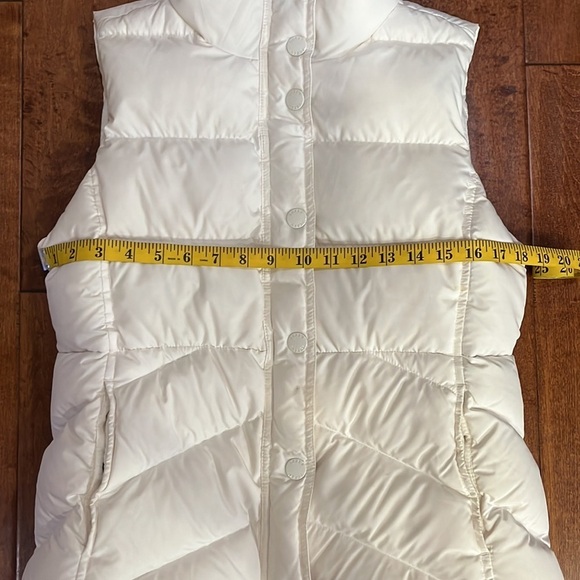 J Crew Down Vest Size M - Picture 4 of 12